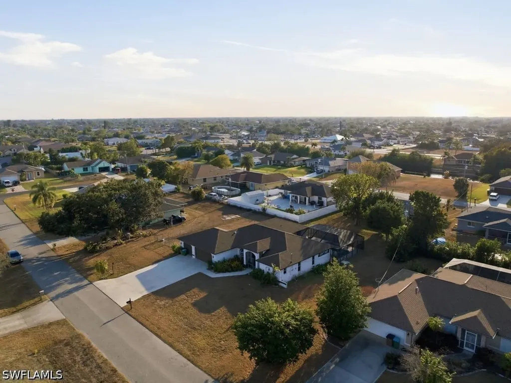 32 NE 9th Avenue Cape Coral FL 33909