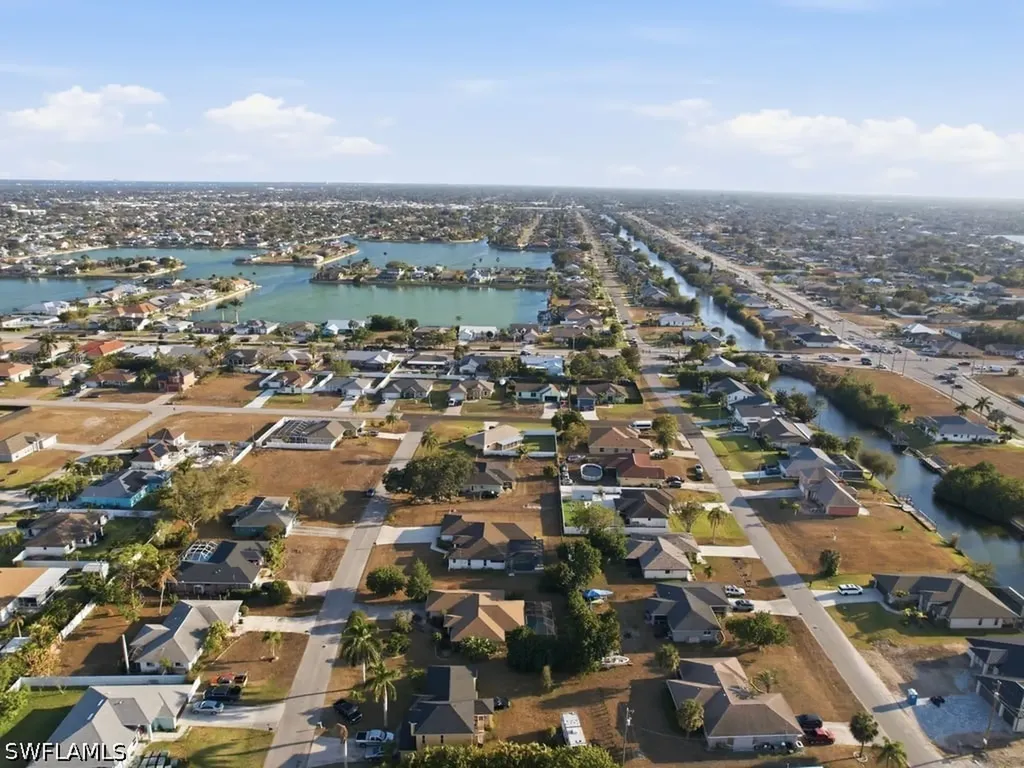 32 NE 9th Avenue Cape Coral FL 33909