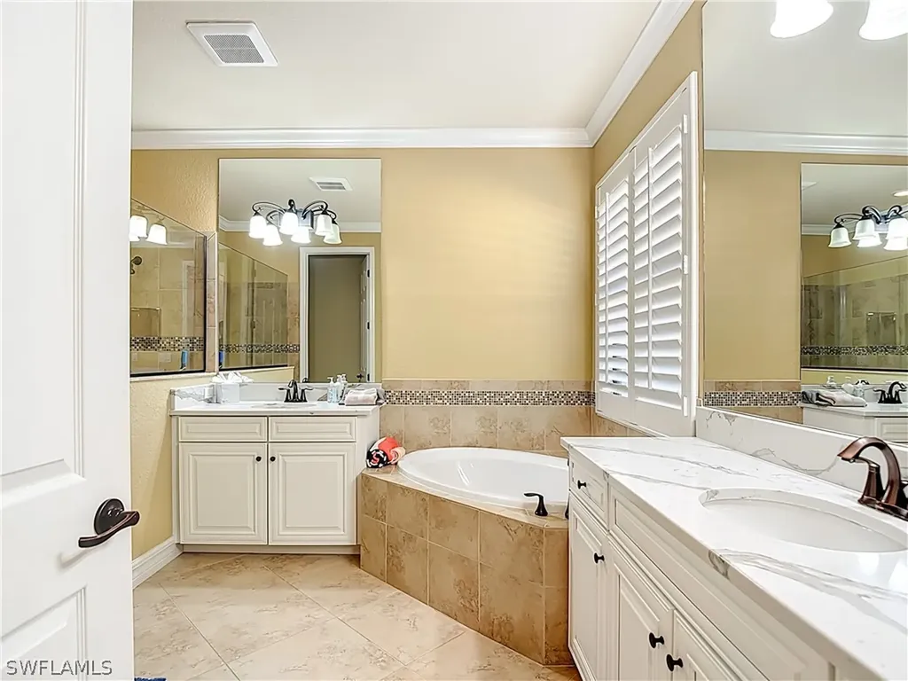 9250 Veneto Place Naples FL 34113