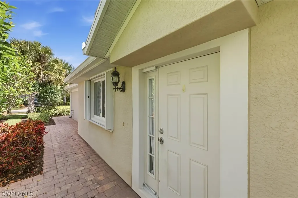8664 Genova Court Naples FL 34114