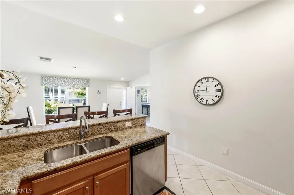 8664 Genova Court Naples FL 34114