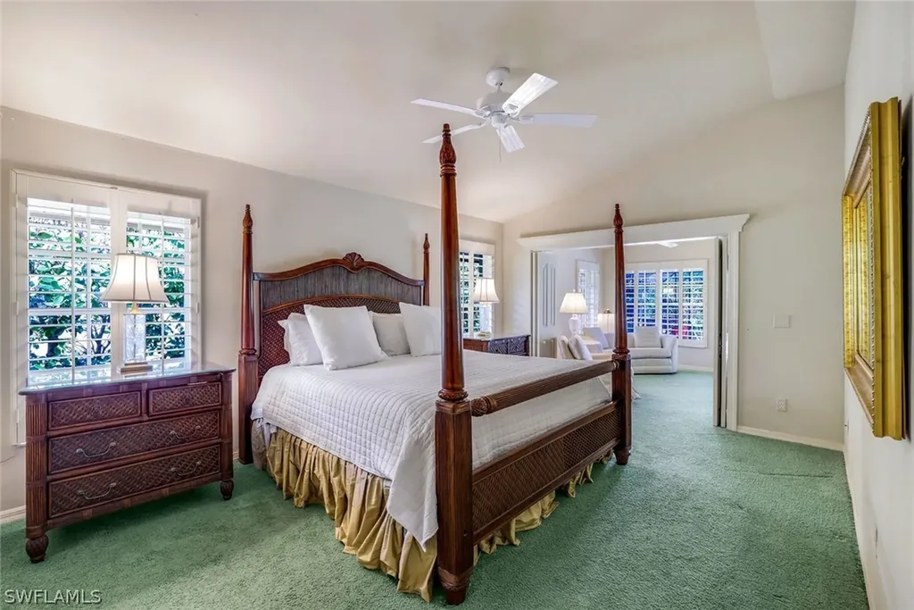 811 Pitch Apple Lane Naples FL 34108