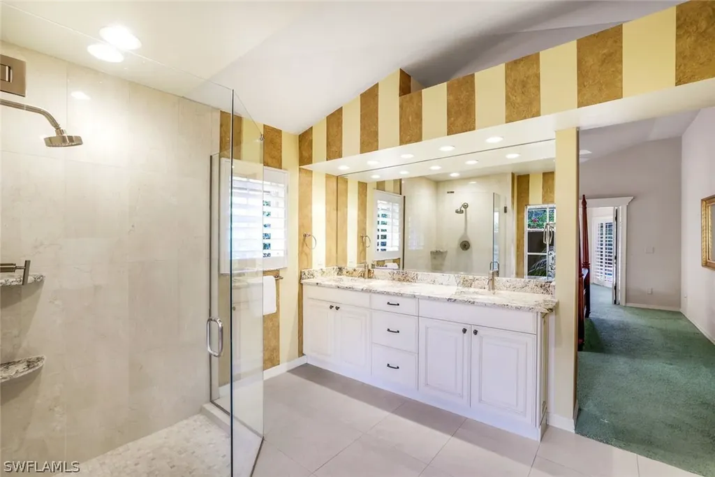 811 Pitch Apple Lane Naples FL 34108
