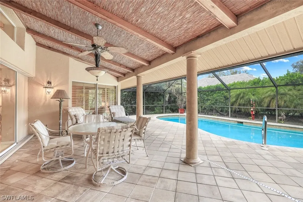 811 Pitch Apple Lane Naples FL 34108