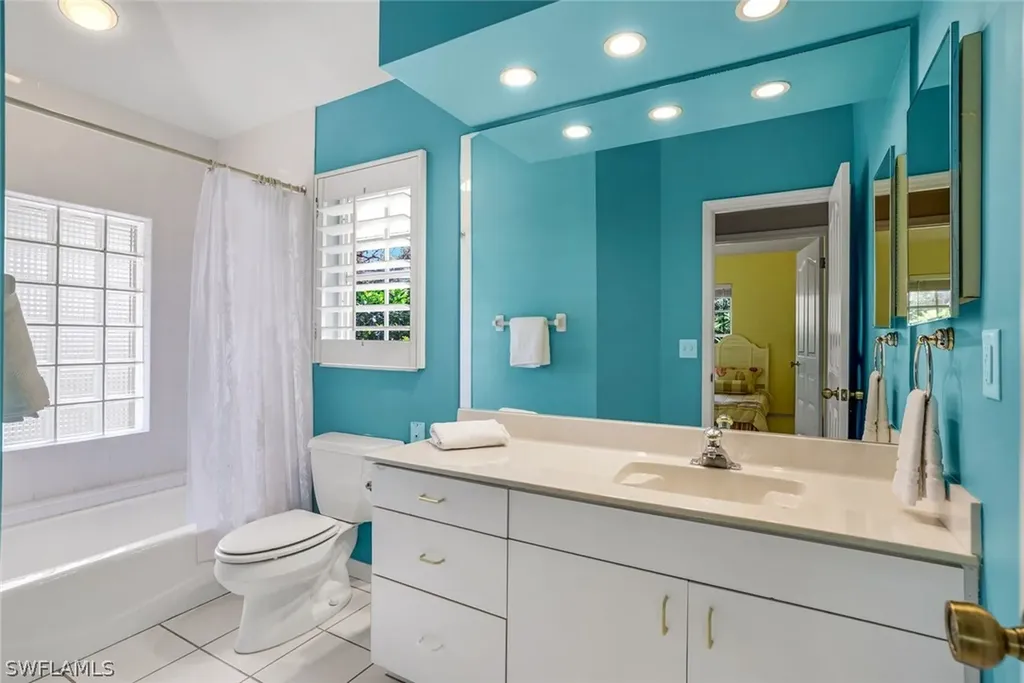 811 Pitch Apple Lane Naples FL 34108