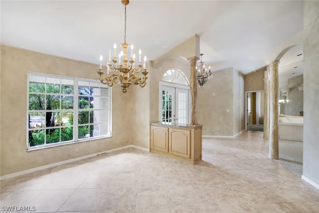 811 Pitch Apple Lane Naples FL 34108