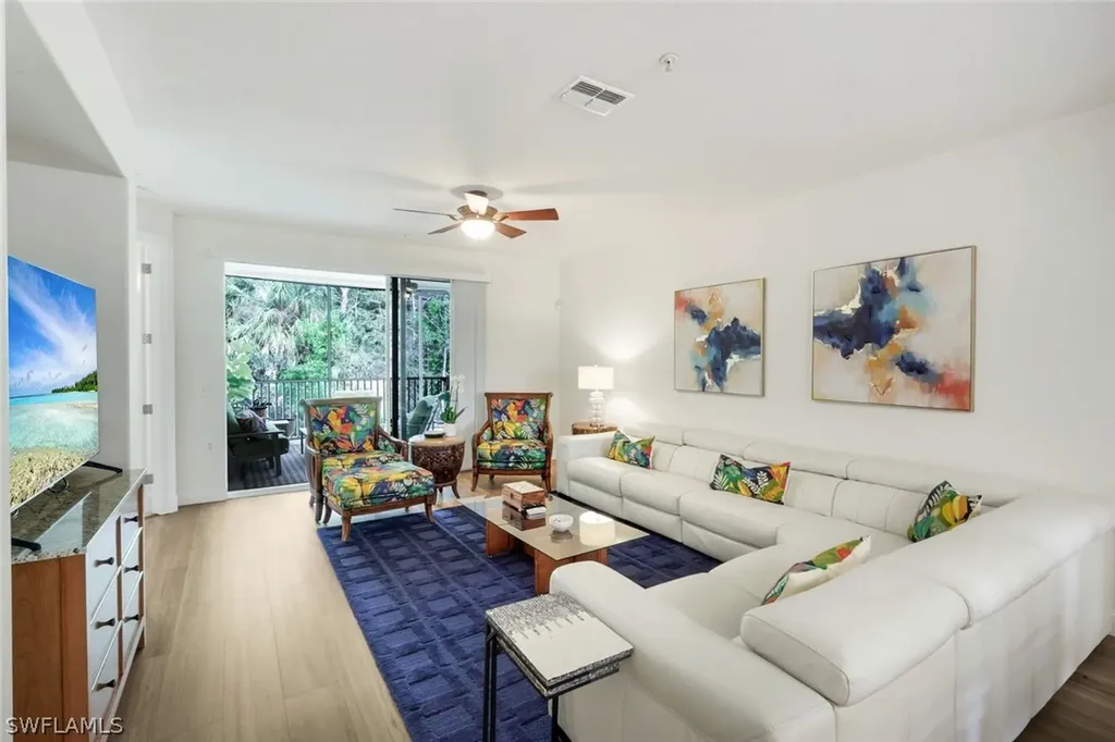 4843 Hampshire Court Naples FL 34112
