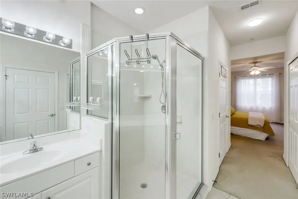 4843 Hampshire Court Naples FL 34112
