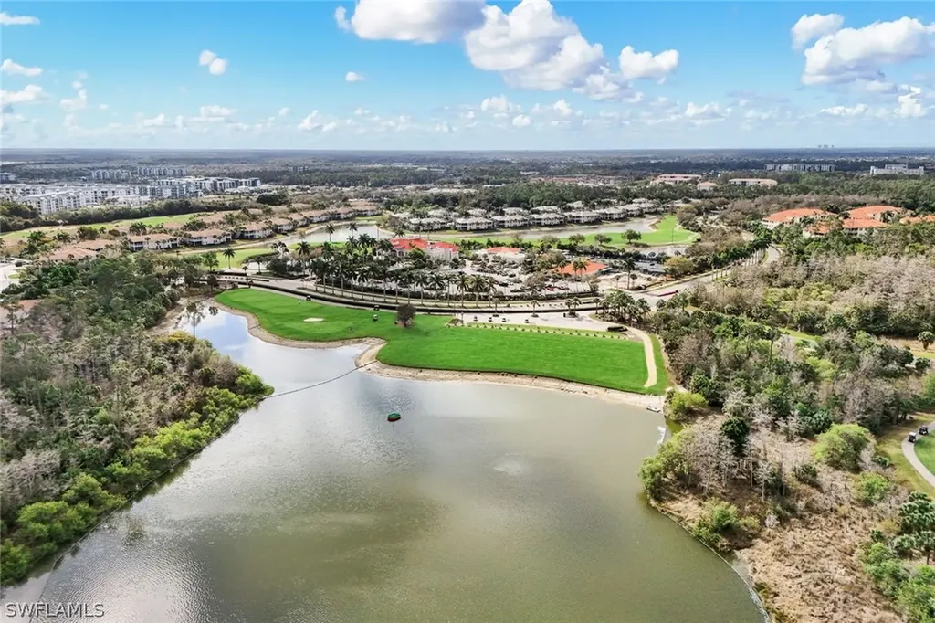 4843 Hampshire Court Naples FL 34112