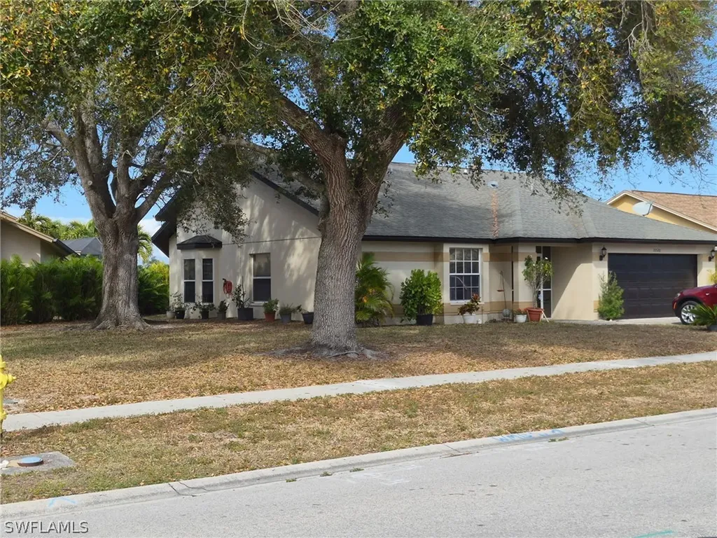 10520 Regent Circle Naples FL 34109