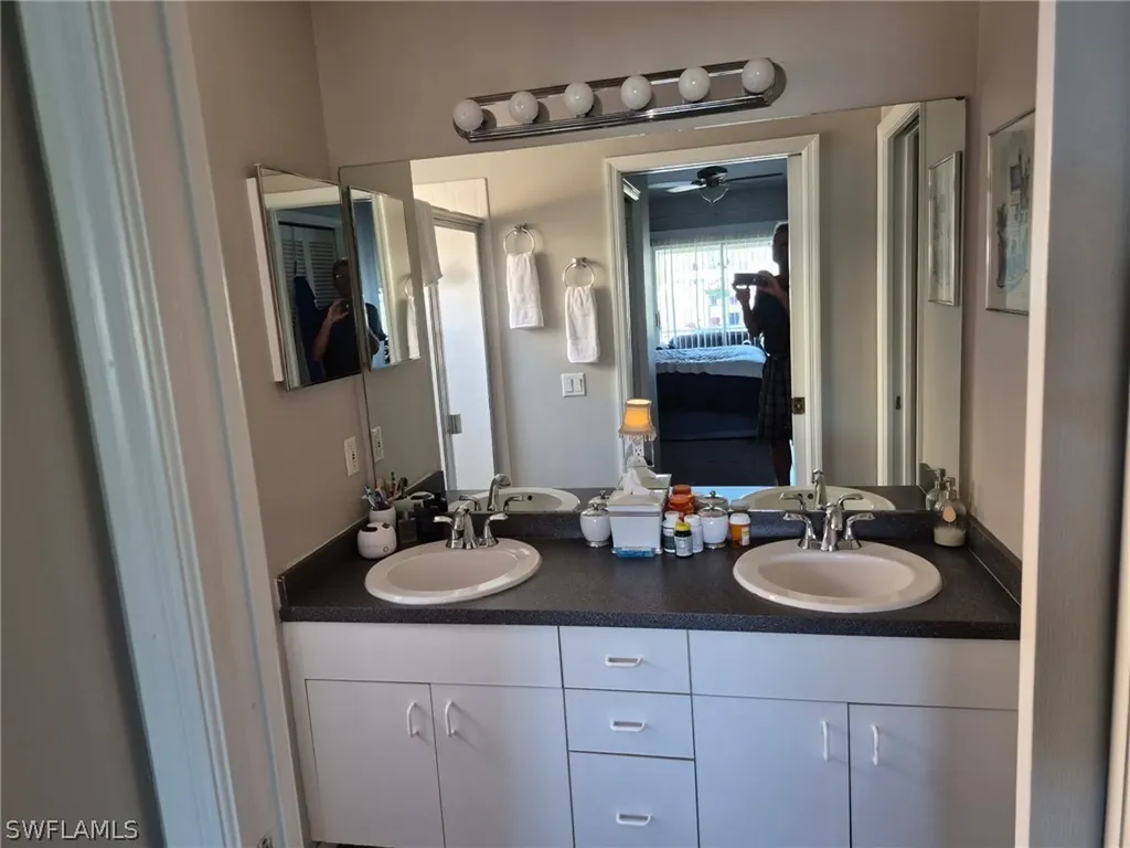 10520 Regent Circle Naples FL 34109