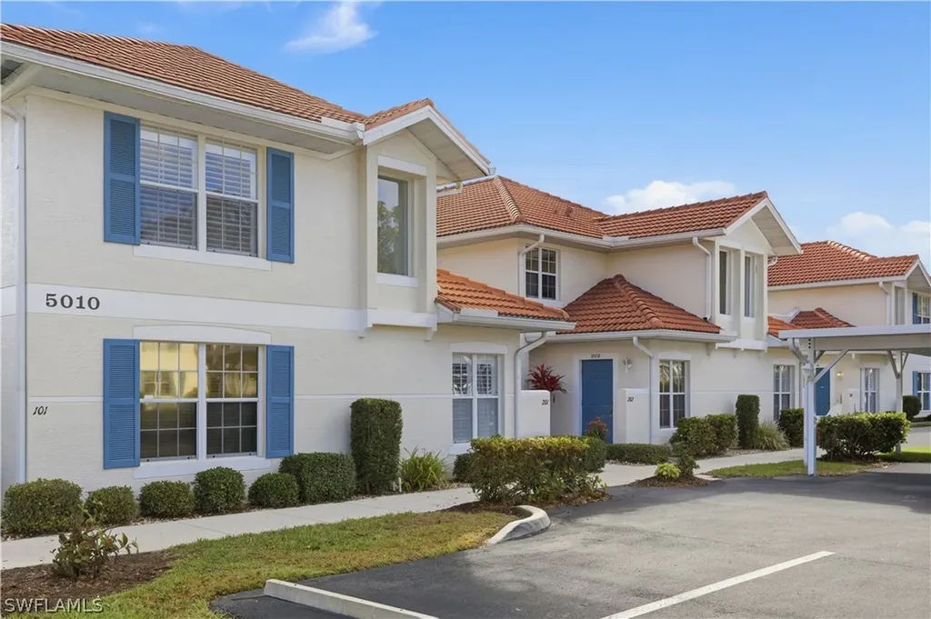 5010 Cedar Springs Drive Naples FL 34110