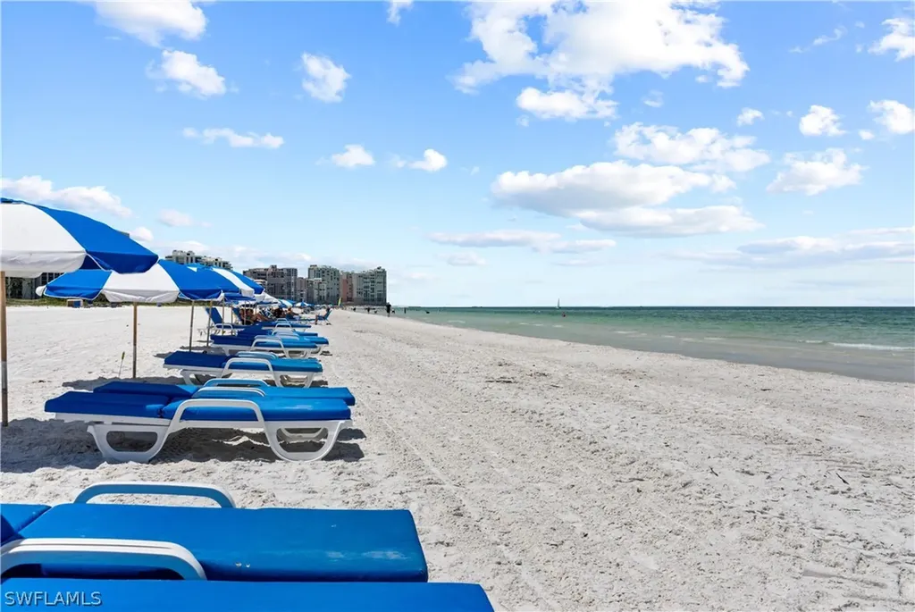 9263 Museo Circle Naples FL 34114