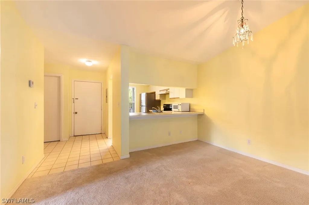 1915 Courtyard Way Naples FL 34112