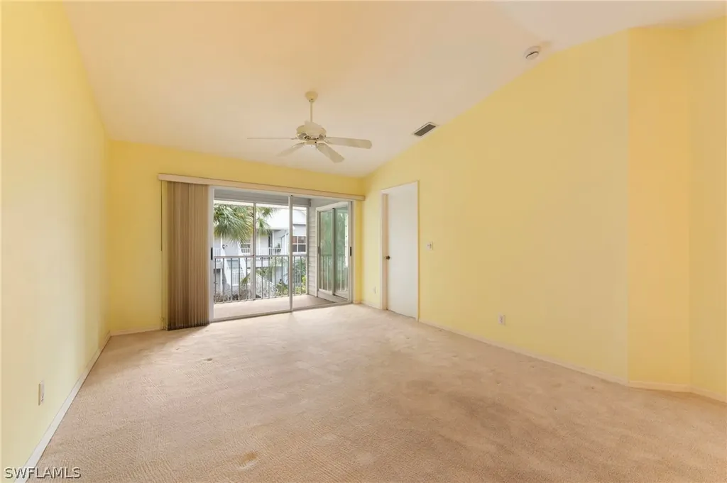 1915 Courtyard Way Naples FL 34112