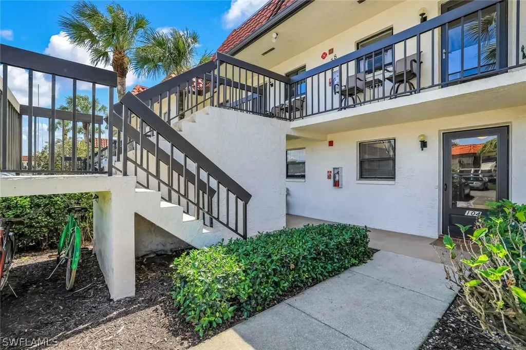 4338 27th Court SW Naples FL 34116