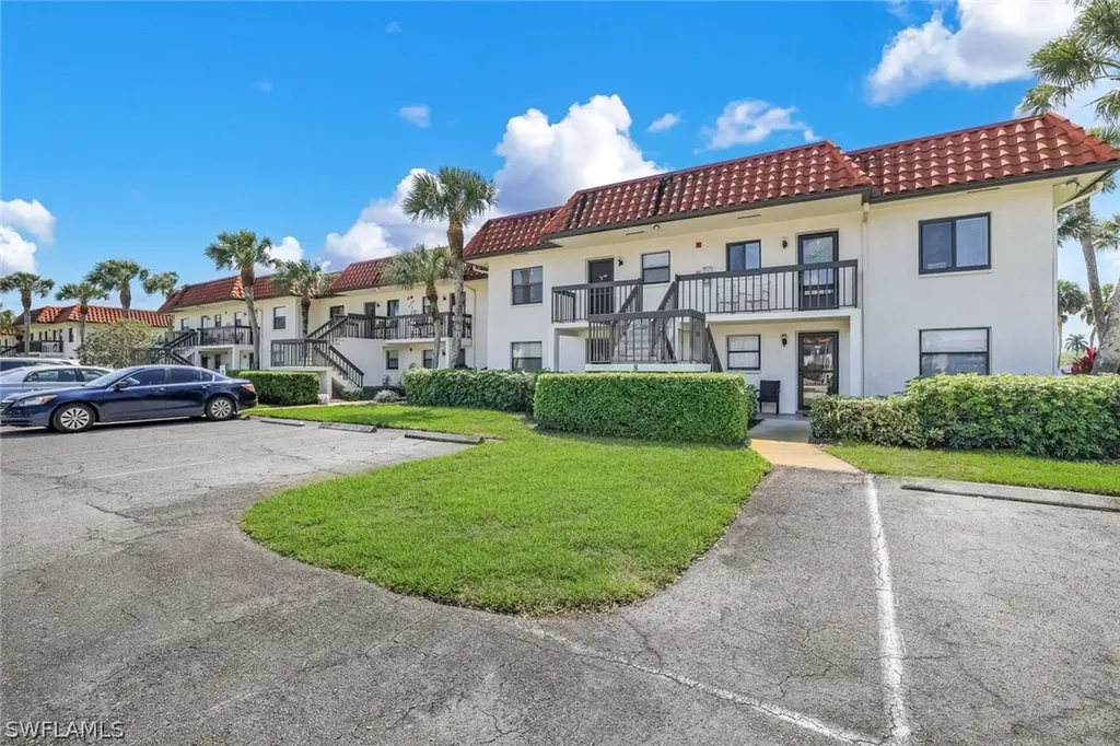 4338 27th Court SW Naples FL 34116