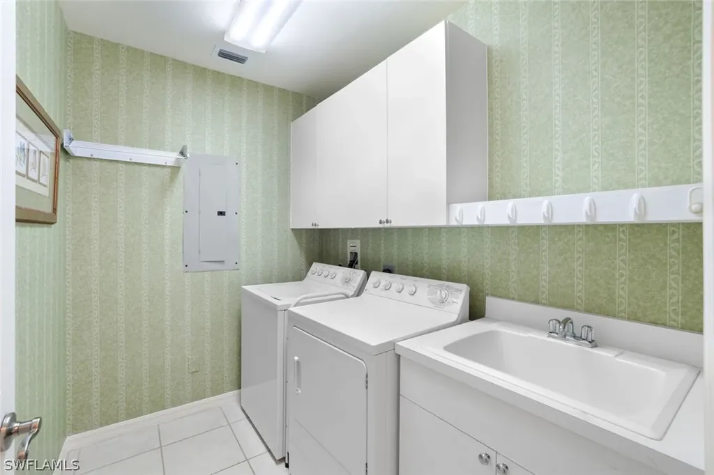410 Flagship Drive Naples FL 34108