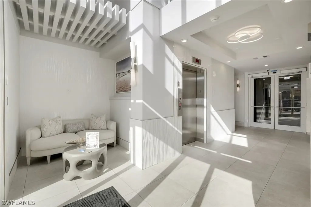 410 Flagship Drive Naples FL 34108