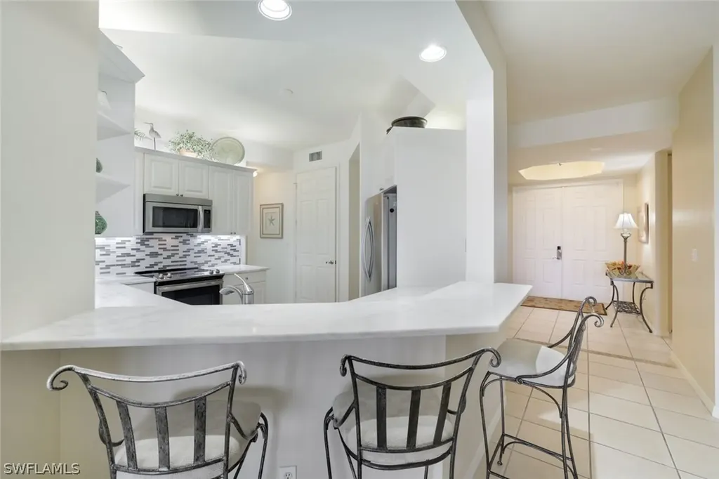 410 Flagship Drive Naples FL 34108