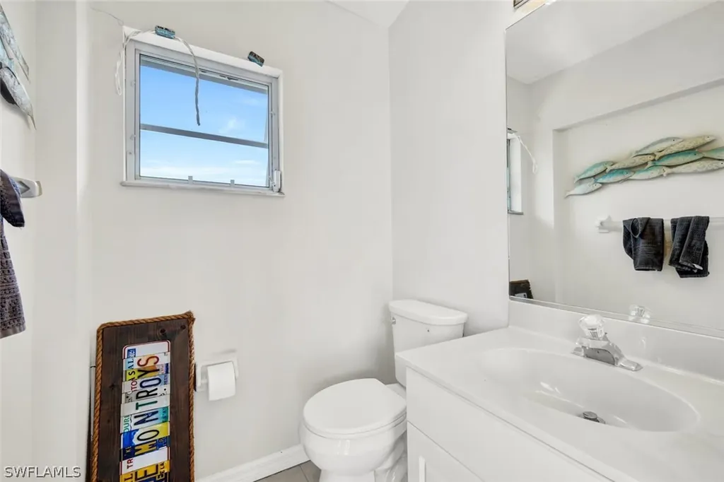 17 SE 15th Avenue Cape Coral FL 33990