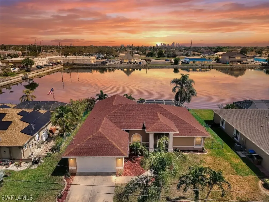 17 SE 15th Avenue Cape Coral FL 33990