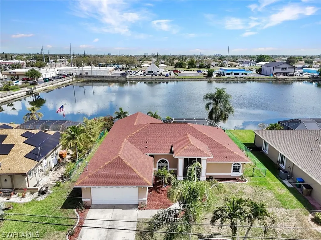 17 SE 15th Avenue Cape Coral FL 33990