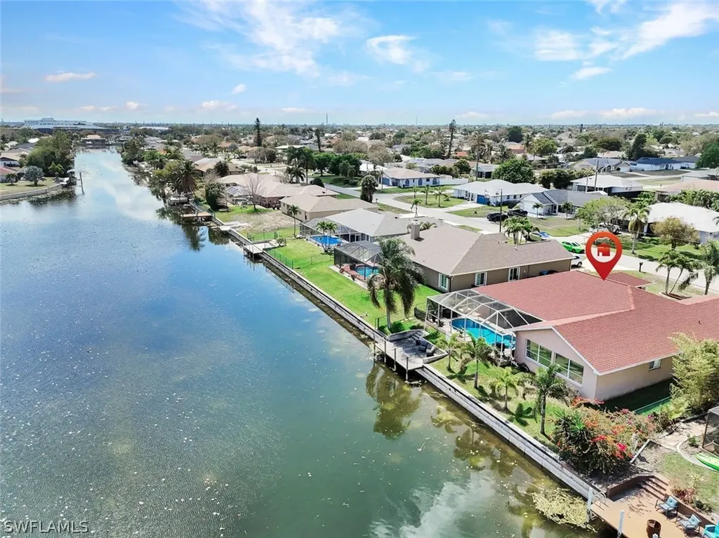 17 SE 15th Avenue Cape Coral FL 33990