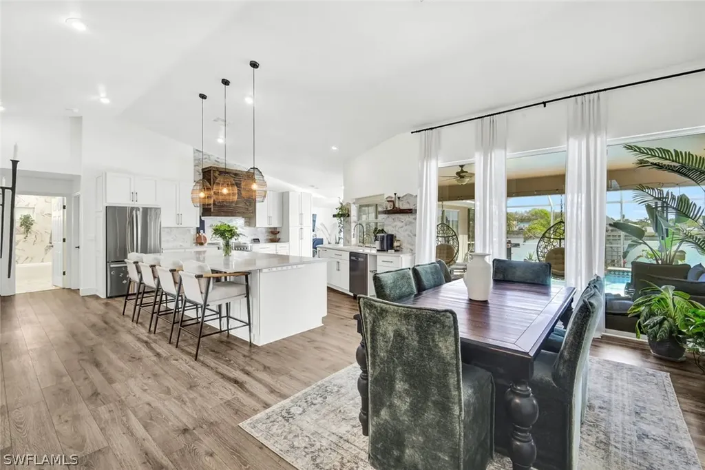 17 SE 15th Avenue Cape Coral FL 33990
