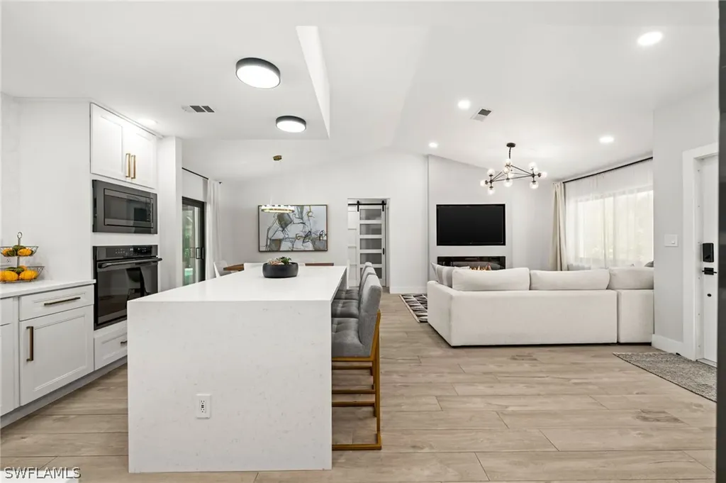 133 Wickliffe Drive Naples FL 34110