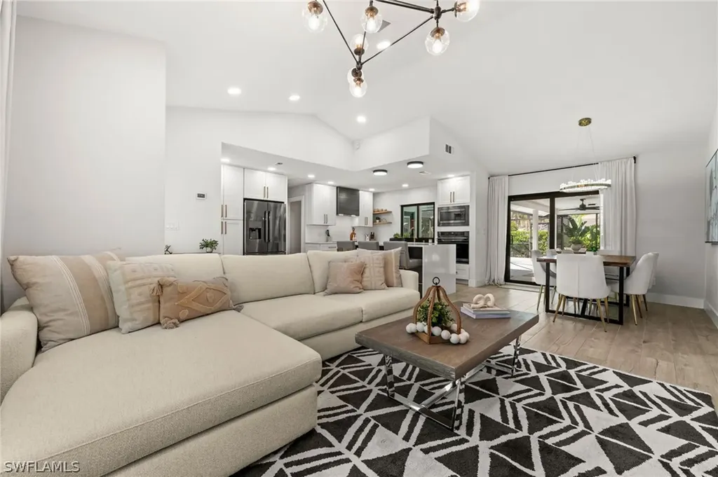 133 Wickliffe Drive Naples FL 34110