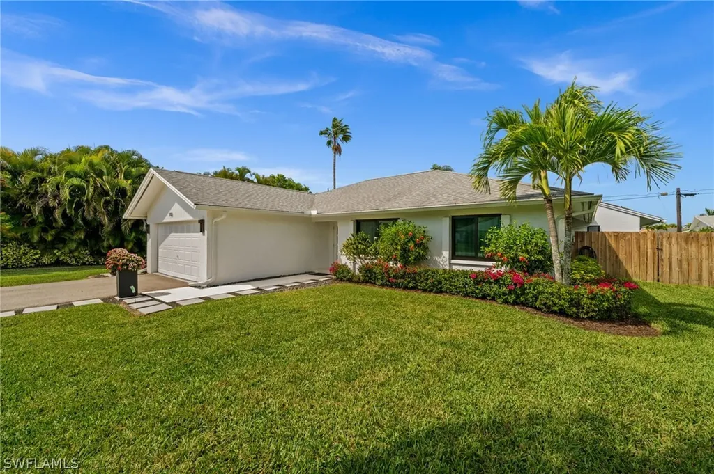 133 Wickliffe Drive Naples FL 34110