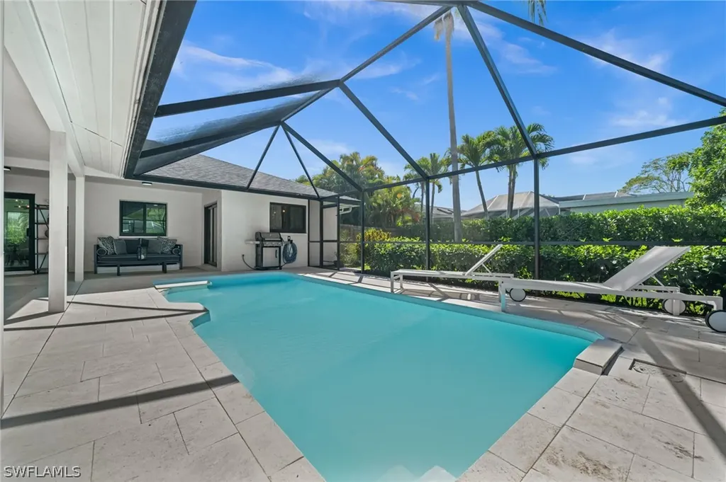 133 Wickliffe Drive Naples FL 34110