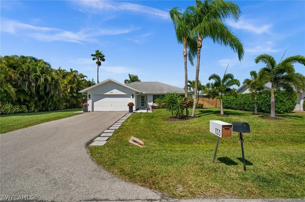 133 Wickliffe Drive Naples FL 34110