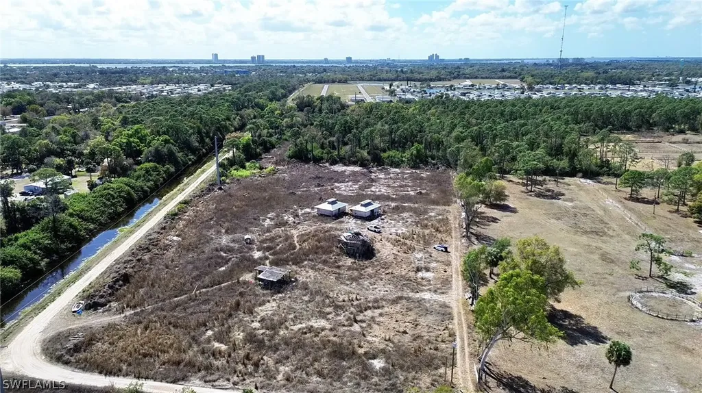4800 Dor Lee Lane North Fort Myers FL 33917