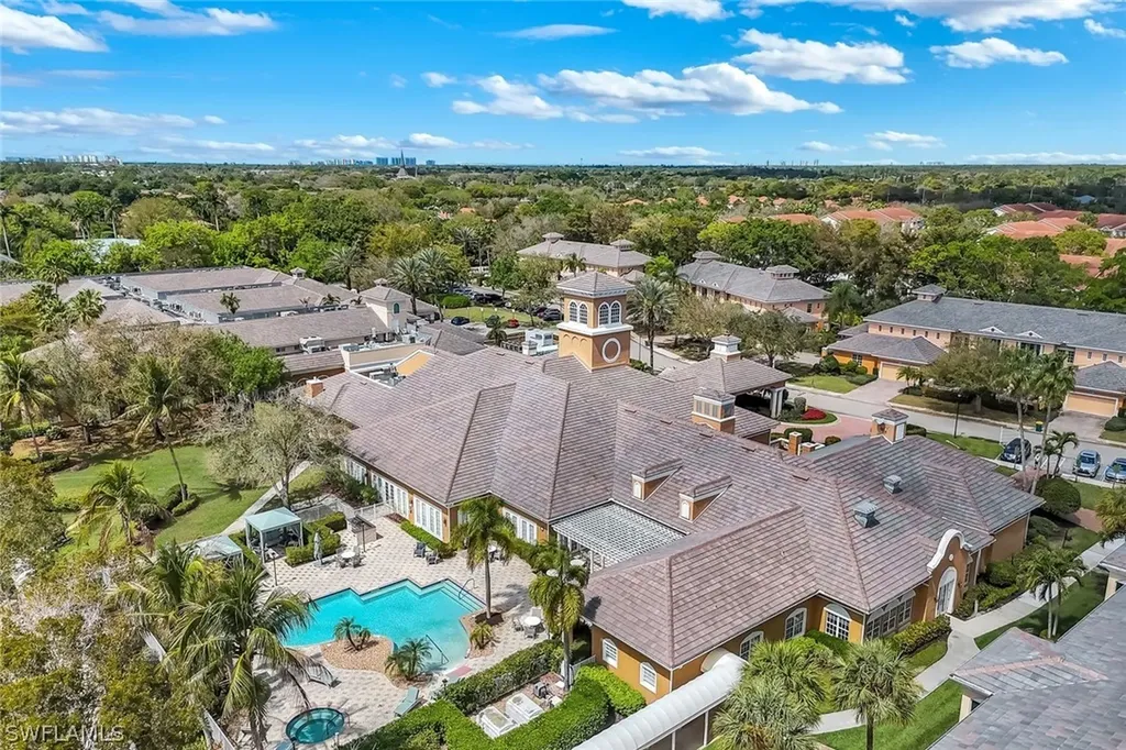 4815 Aston Gardens Way Naples FL 34109