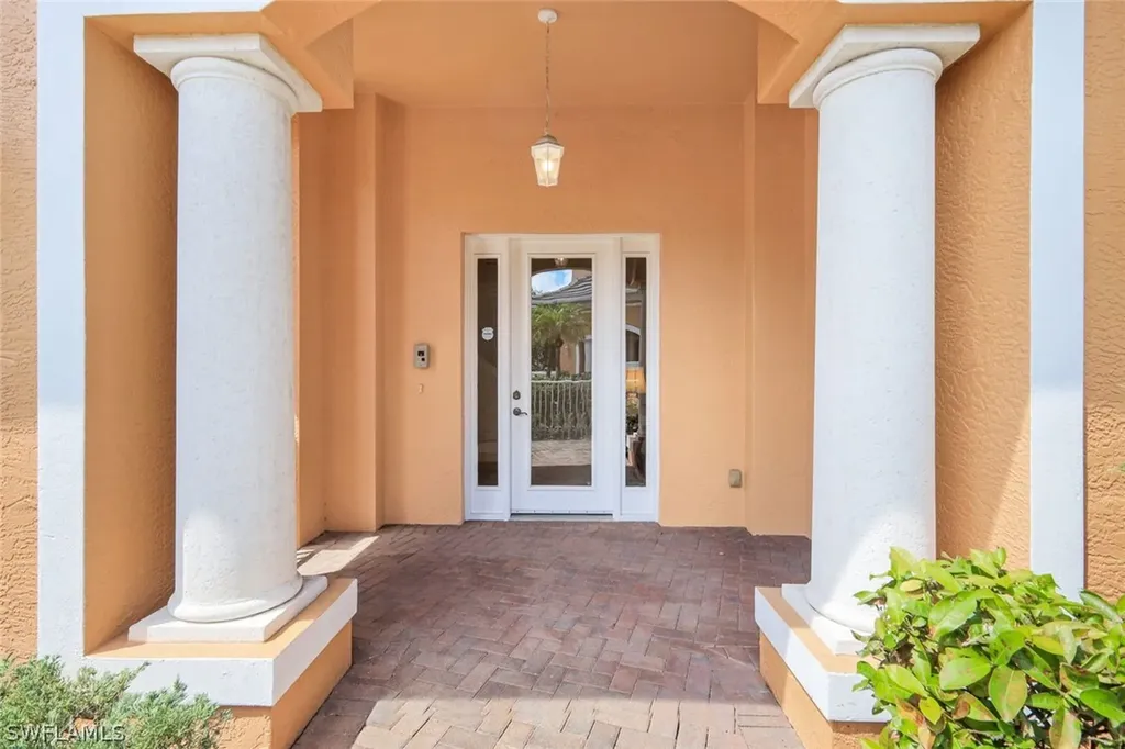 4815 Aston Gardens Way Naples FL 34109