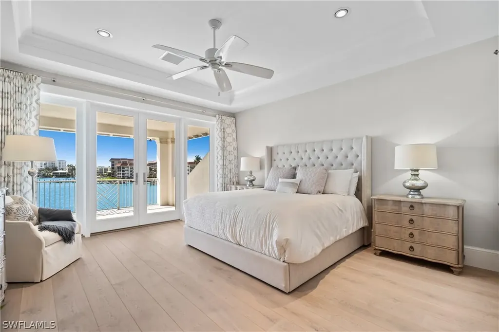 2805 Leeward Lane Naples FL 34103