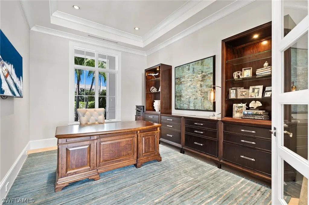 2805 Leeward Lane Naples FL 34103