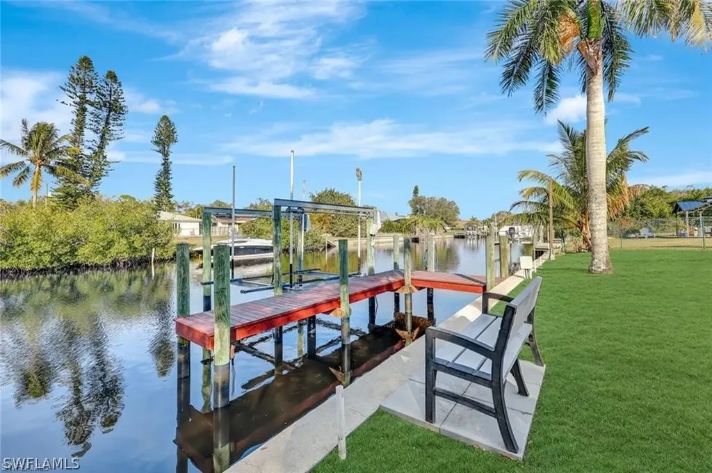 12315 Davis Boulevard Fort Myers FL 33905