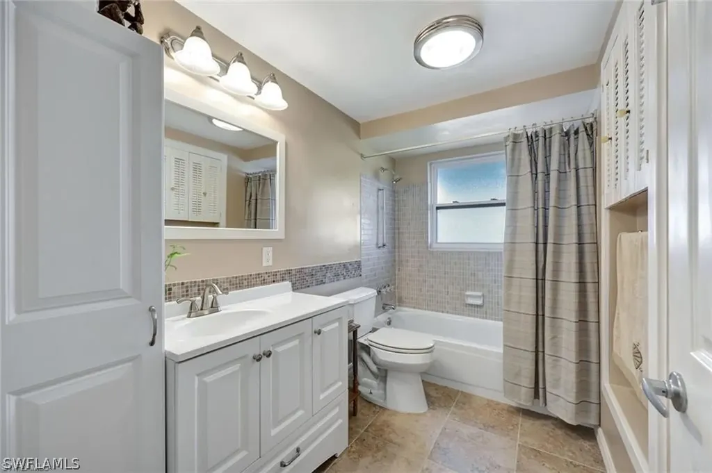 12315 Davis Boulevard Fort Myers FL 33905