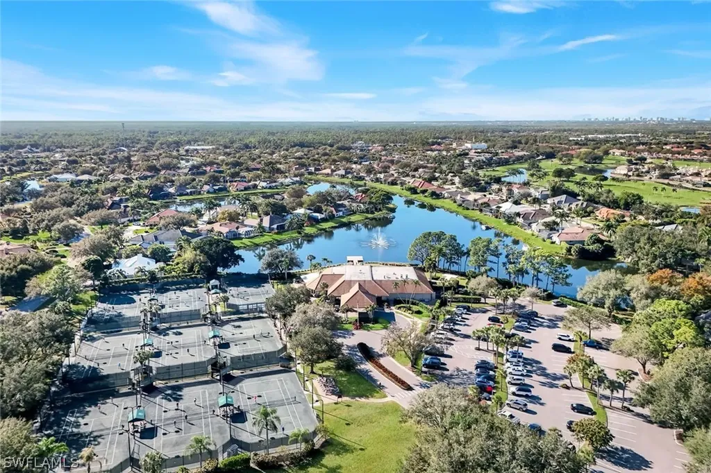 11013 Phoenix Way Naples FL 34119