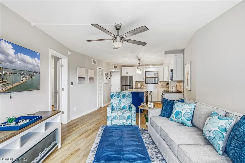 1027 Anglers Cove Marco Island FL 34145