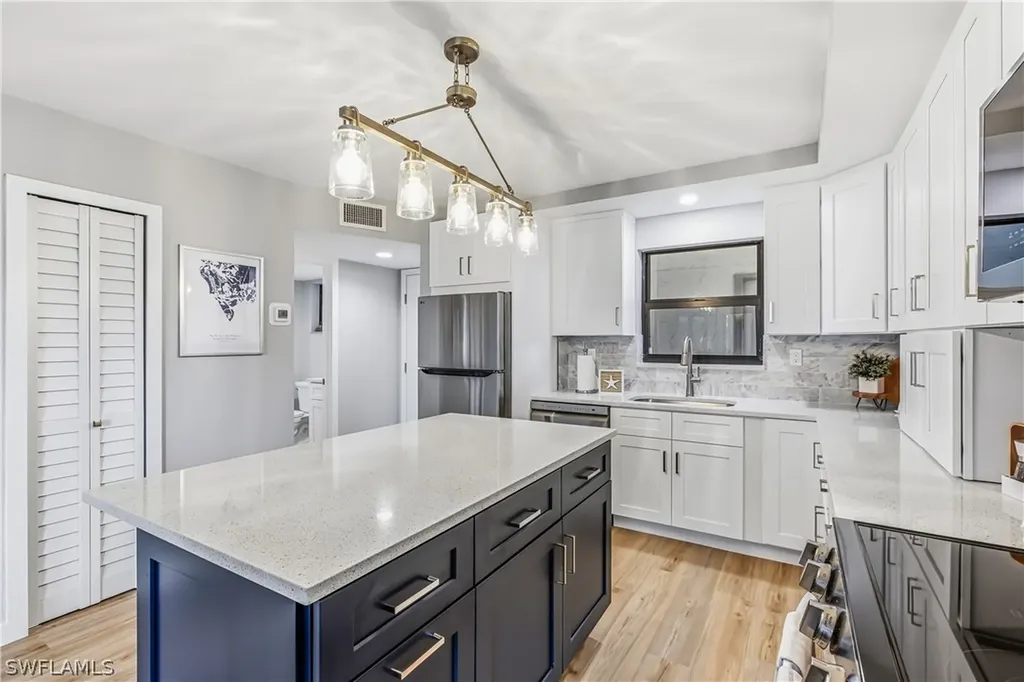1027 Anglers Cove Marco Island FL 34145