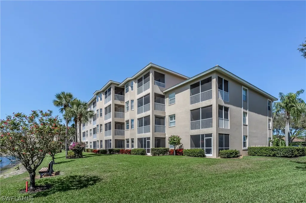 3800 Sawgrass Way Naples FL 34112