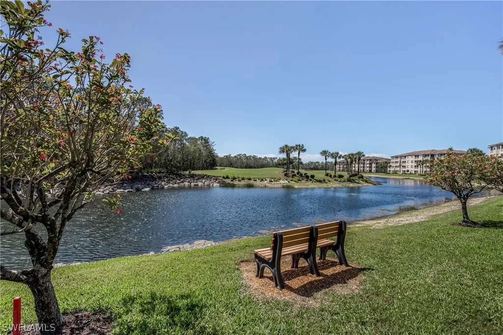 3800 Sawgrass Way Naples FL 34112