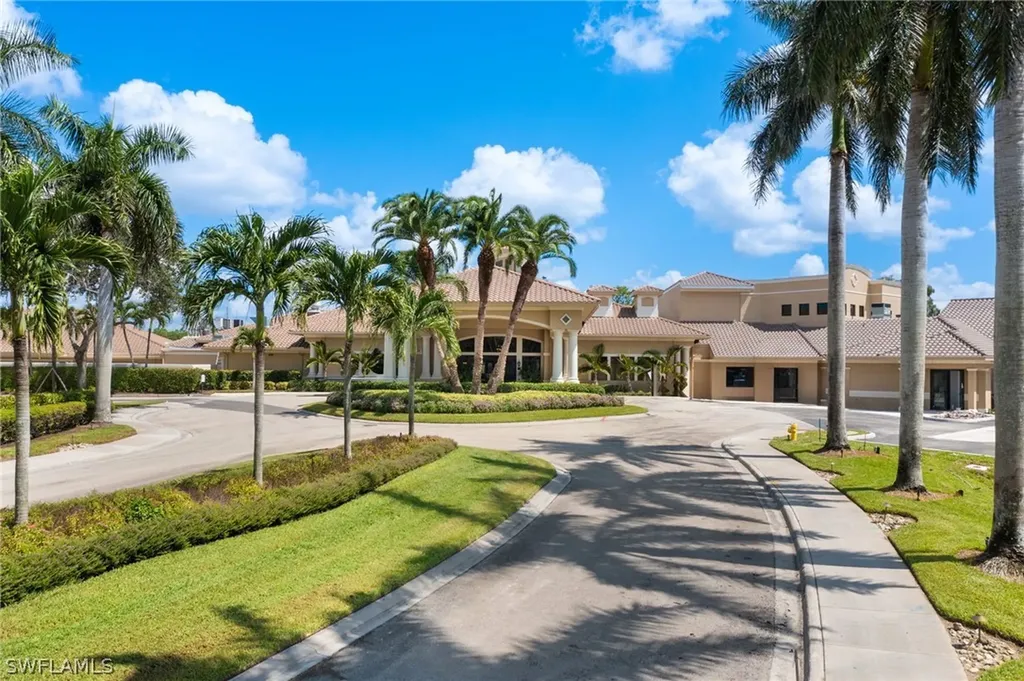 3800 Sawgrass Way Naples FL 34112
