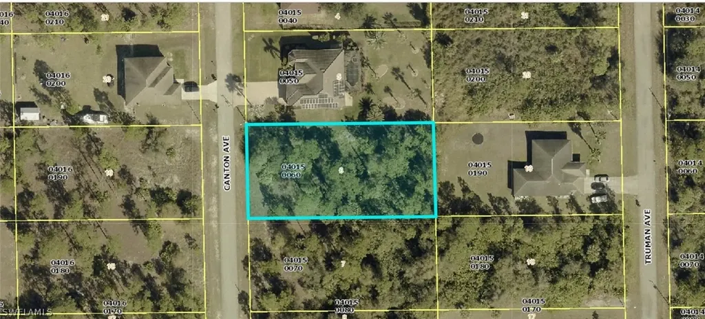 512 Canton Avenue Lehigh Acres FL 33972