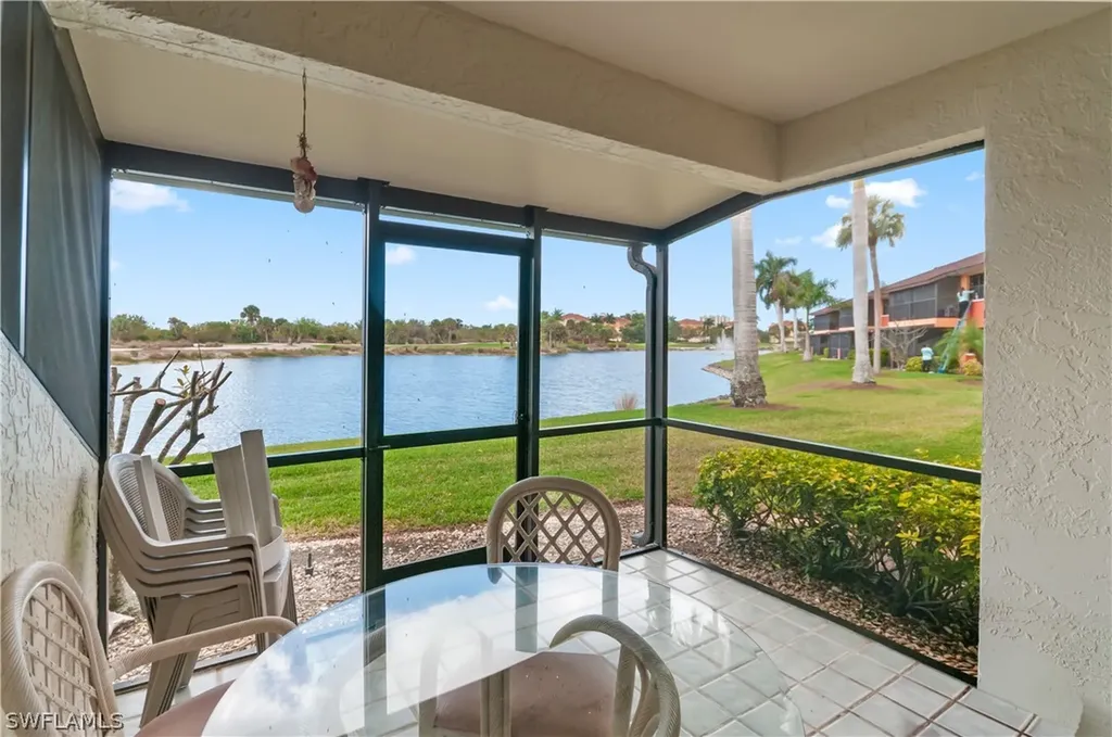 1538 Mainsail Drive Naples FL 34114