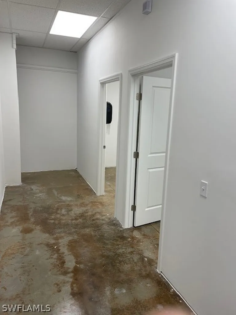 2665 Davis Boulevard Naples FL 34104